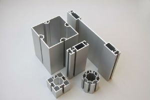 Алюминиевый профиль, применяемый в строительстве