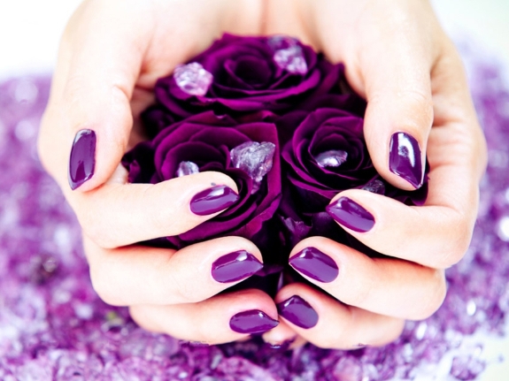 Фиолетовые ногти!