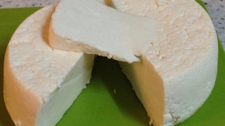 Сыр домашний на ферменте Meito (пепсине).Очень вкусный сыр из молока.