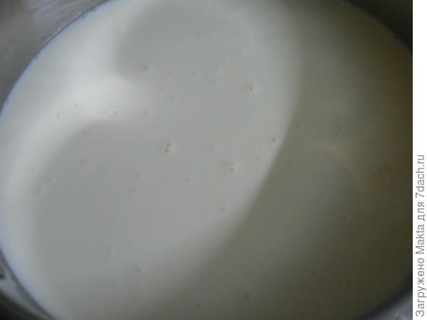 молоко с растворенной закваской